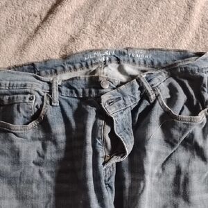 Denizen from Levi's Relaxed Fit Jeans in Dark Blue